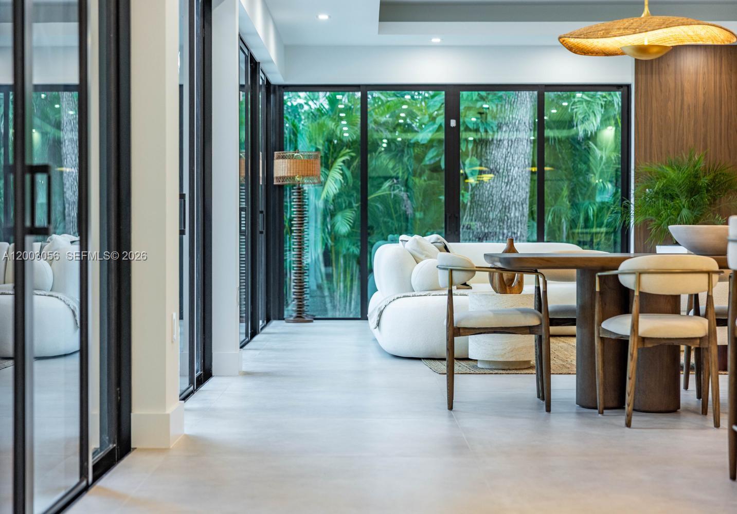 AMD PL GRIFFING BISCAYNE - Residential