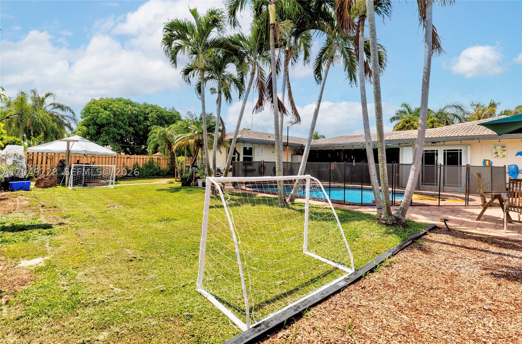 BONAVENTURE LAKES ADD 1 - Residential
