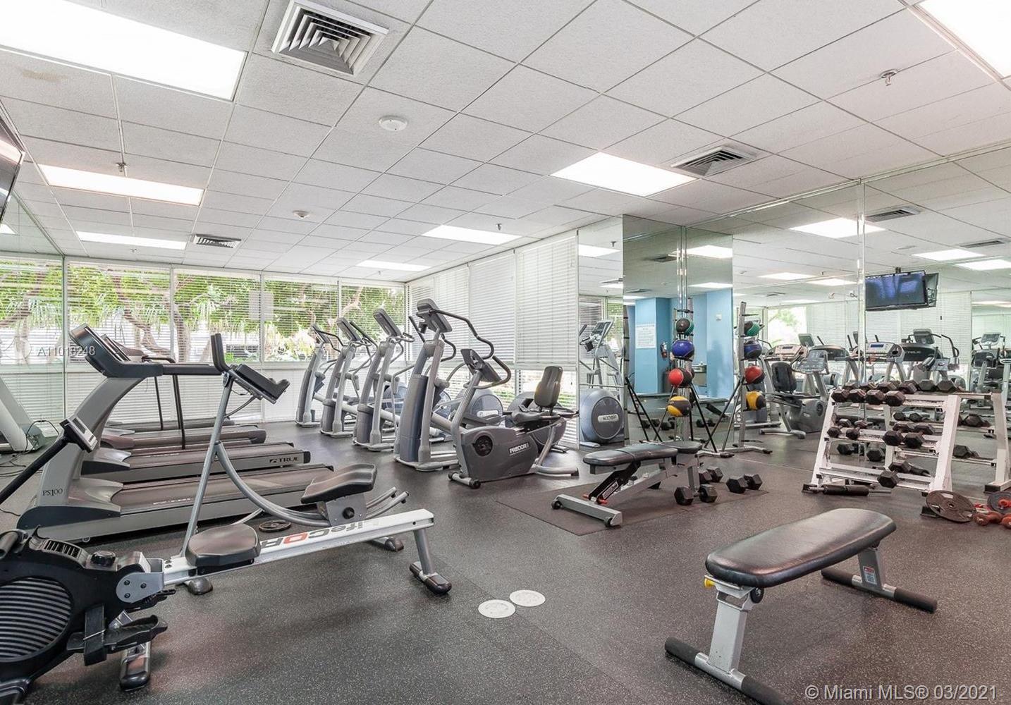 MADISON DOWNTOWN CONDO - Residential Lease
