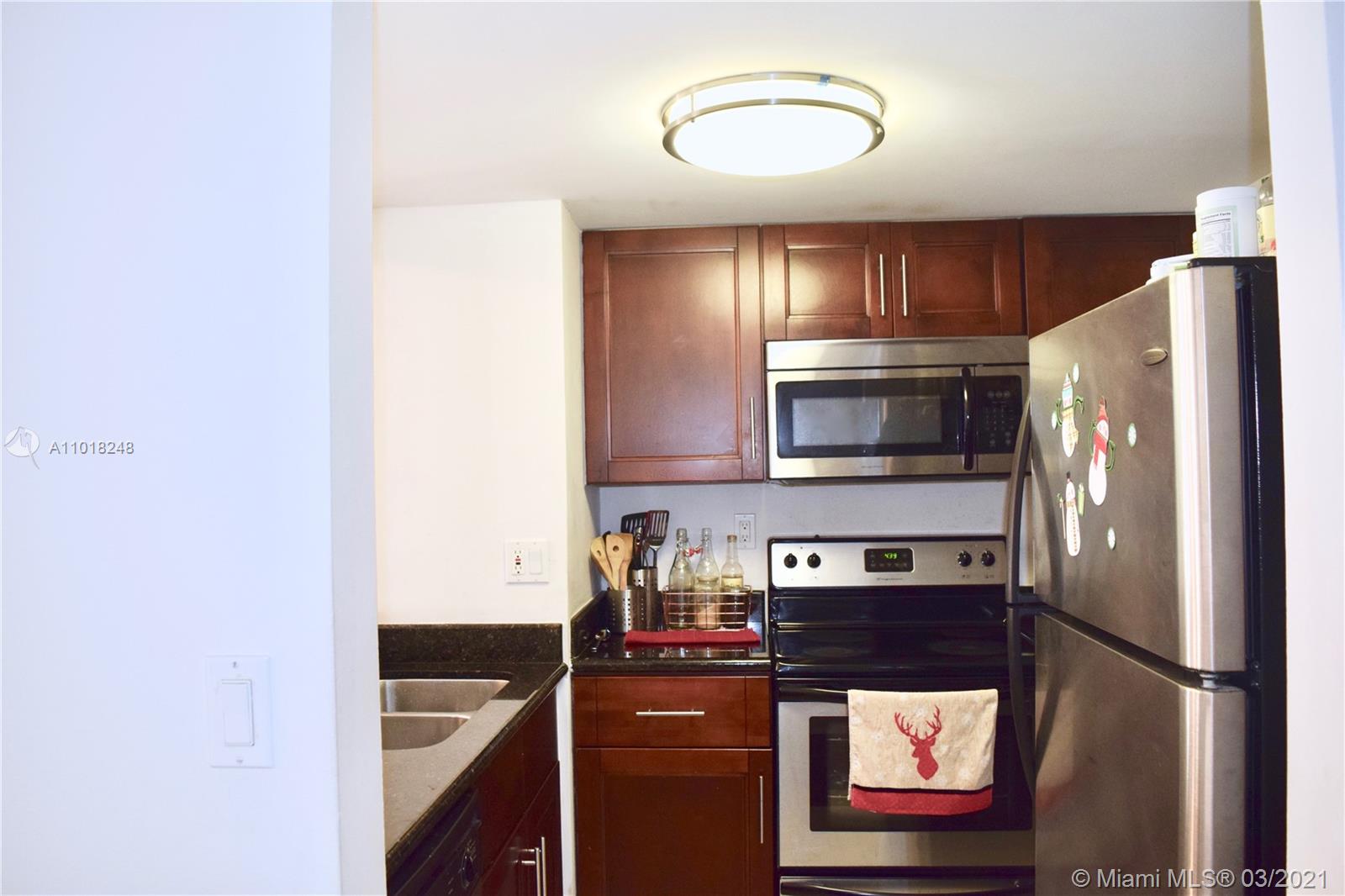 MADISON DOWNTOWN CONDO - Residential Lease