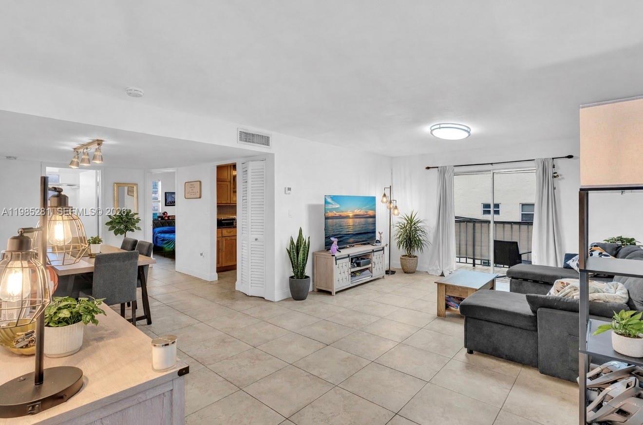 ALTON STAR CONDO - Residential