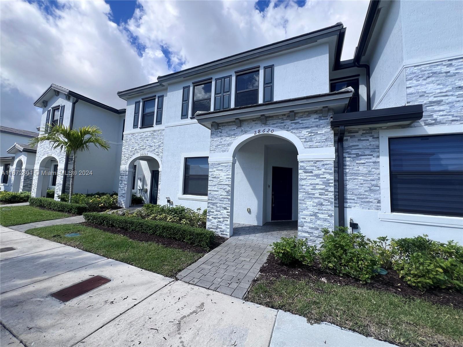 PINE ISLE - Residential Lease