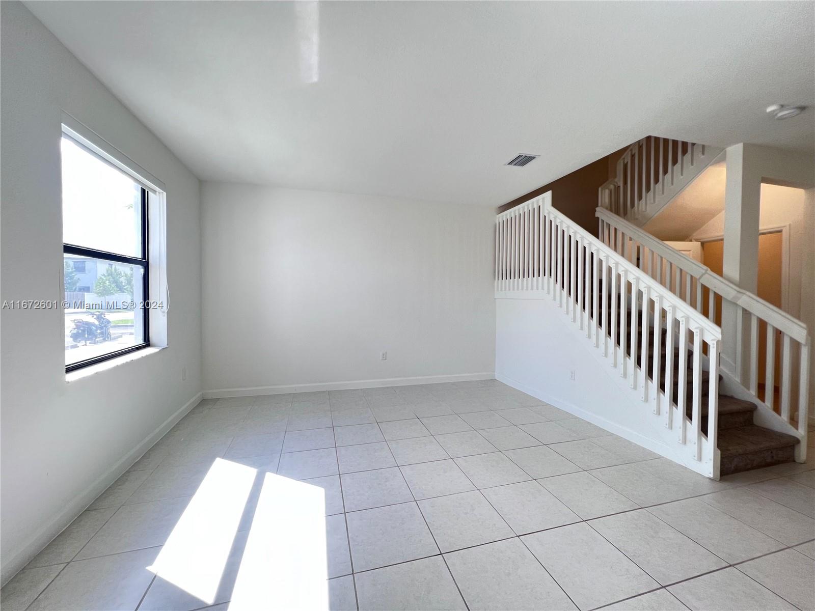 PINE ISLE - Residential Lease