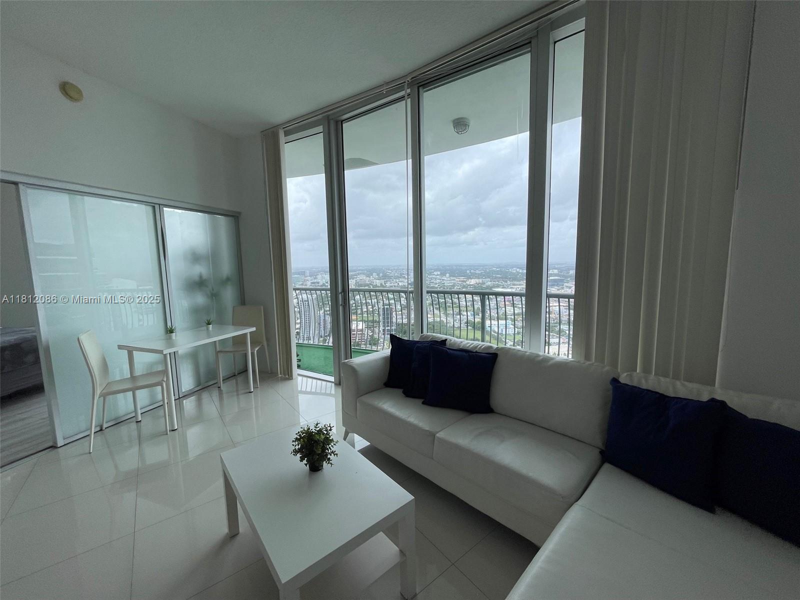 OPERA TOWER CONDO - Residential