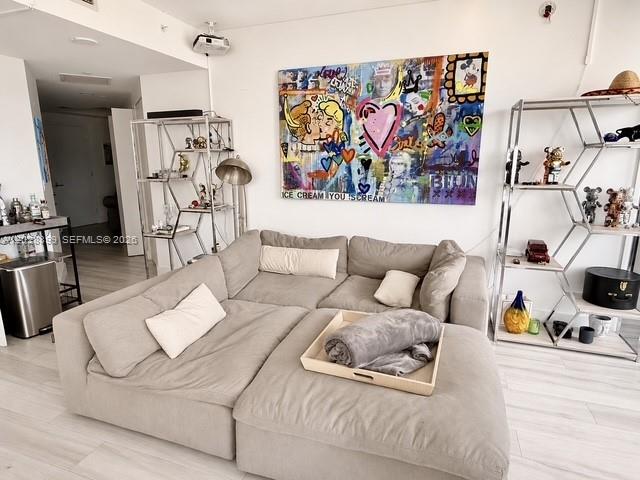 BRICKELL HEIGHTS EAST CON - Residential
