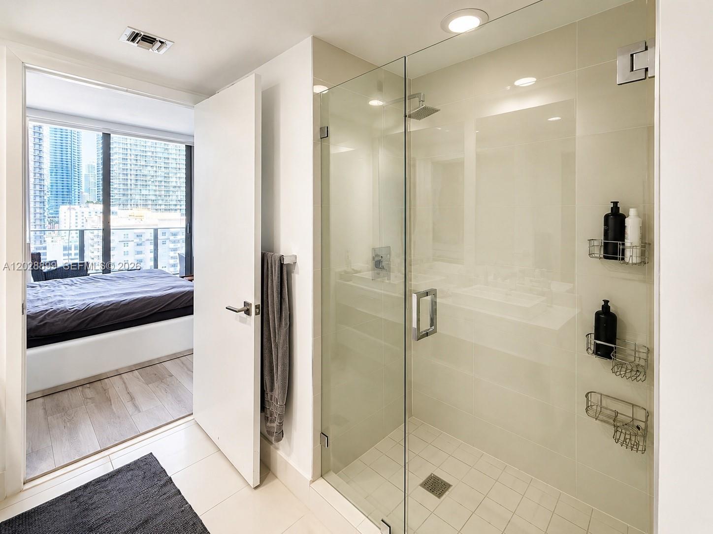 BRICKELL HEIGHTS EAST CON - Residential