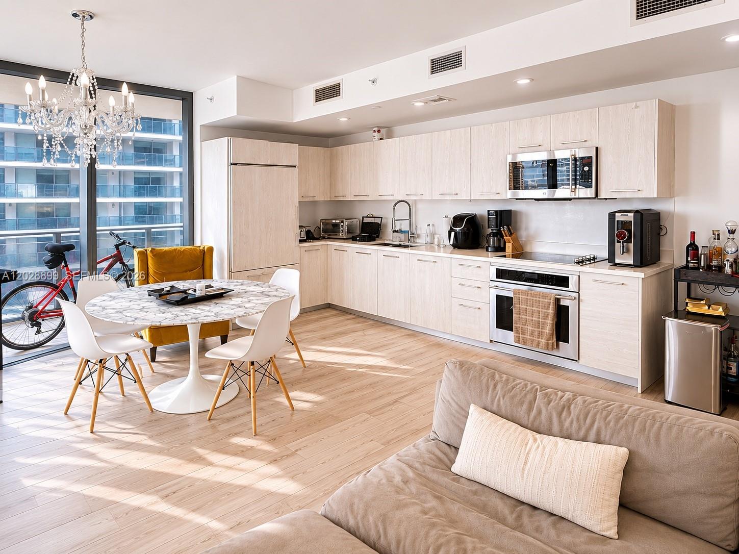 BRICKELL HEIGHTS EAST CON - Residential