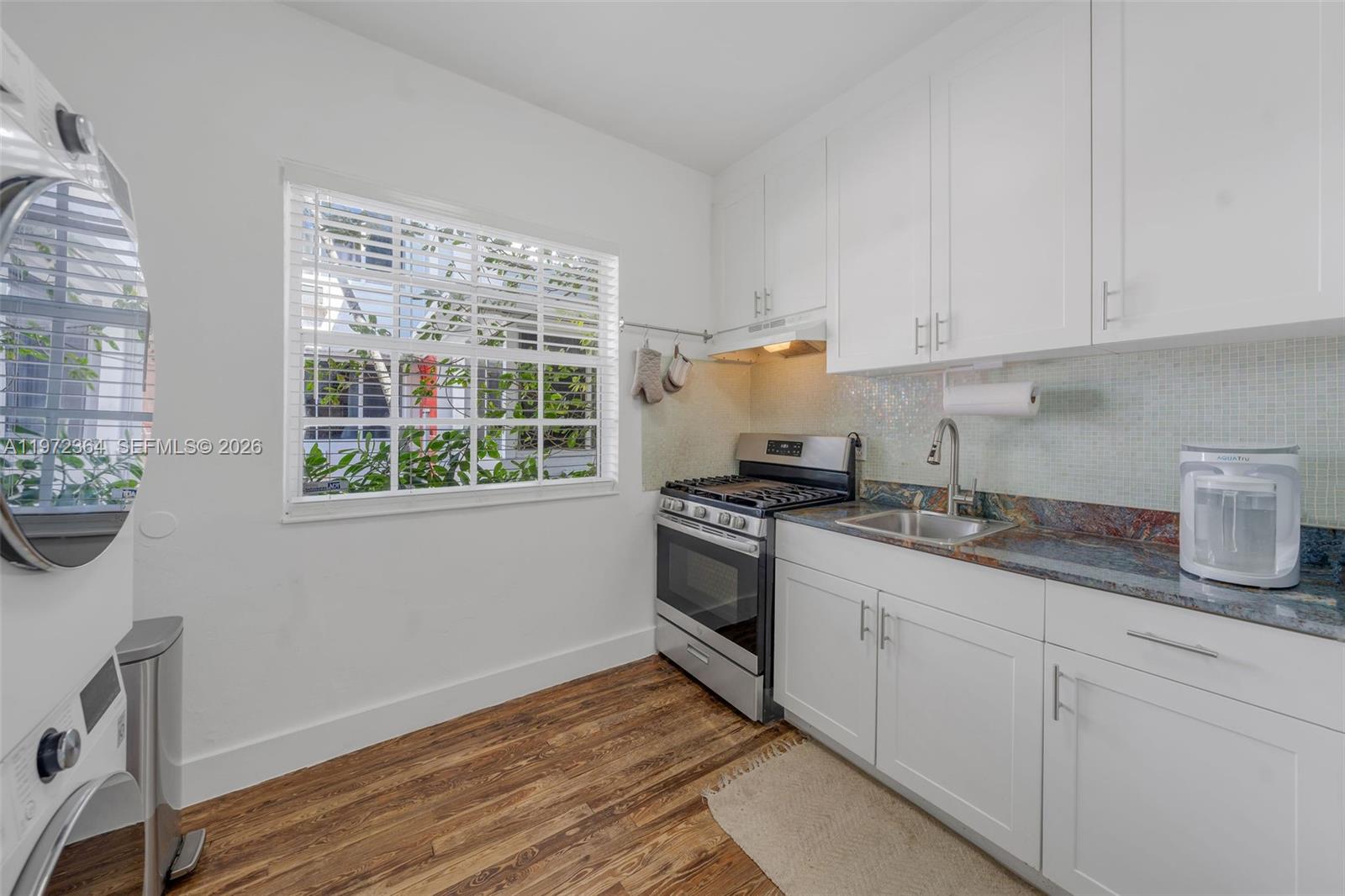 ST REMY CONDO - Residential