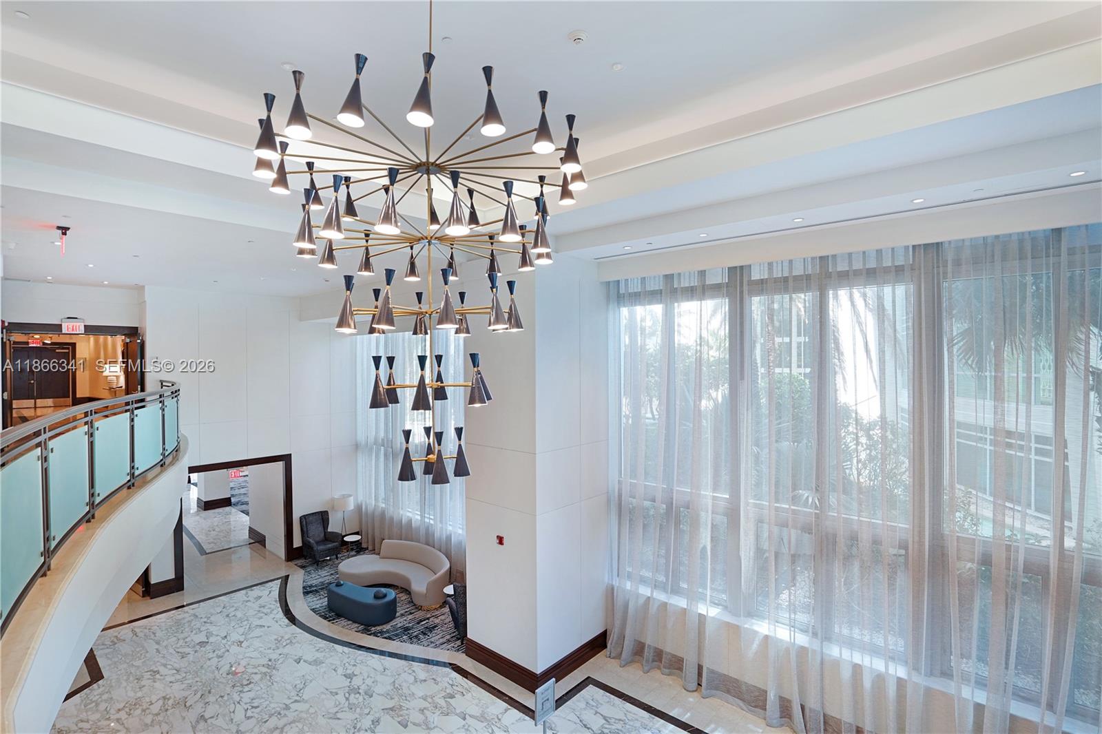 FONTAINEBLEAU III - Residential