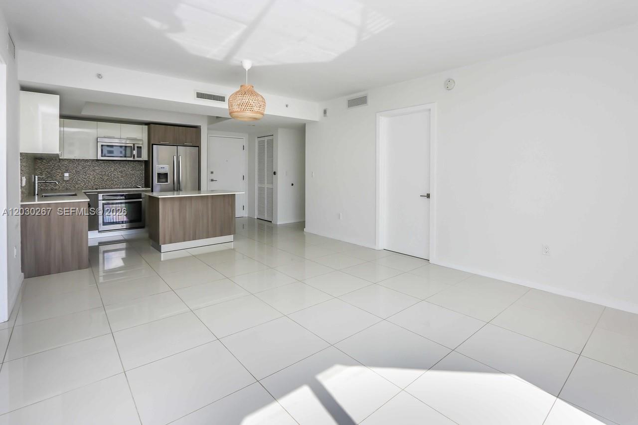 5252 Paseo Condo - Residential Lease