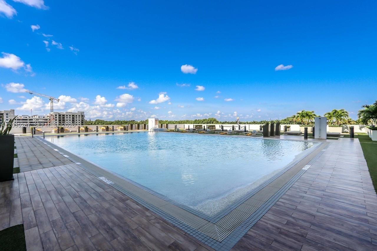 5252 Paseo Condo - Residential Lease