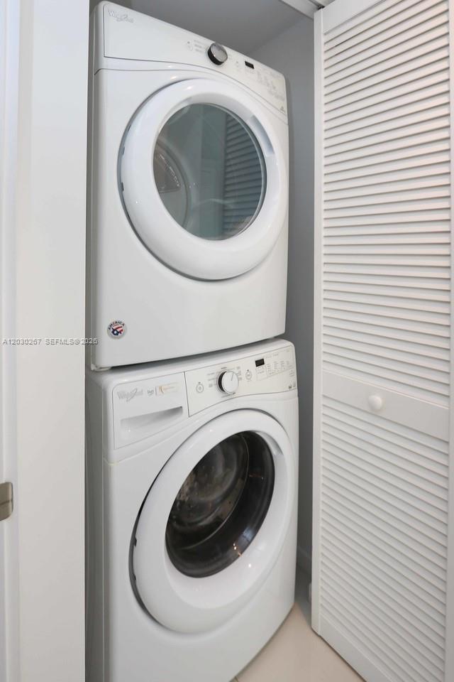 5252 Paseo Condo - Residential Lease