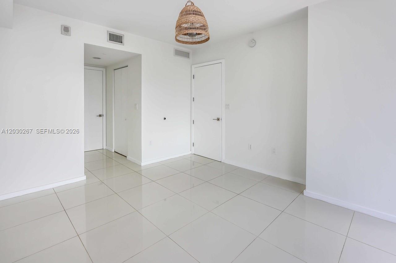5252 Paseo Condo - Residential Lease
