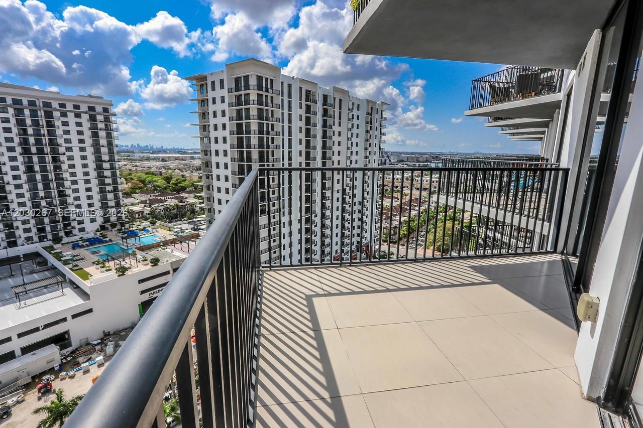 5252 Paseo Condo - Residential Lease