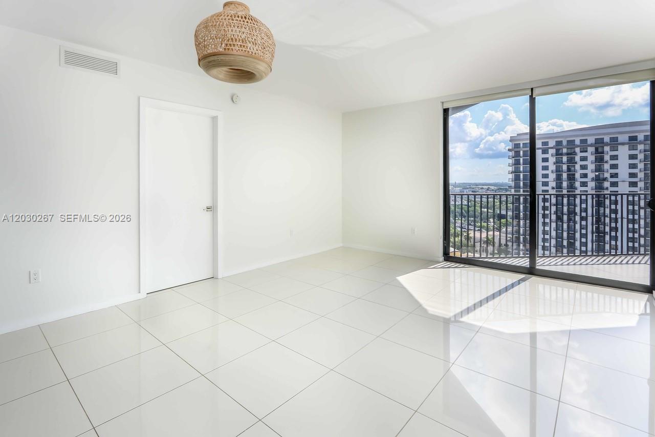 5252 Paseo Condo - Residential Lease