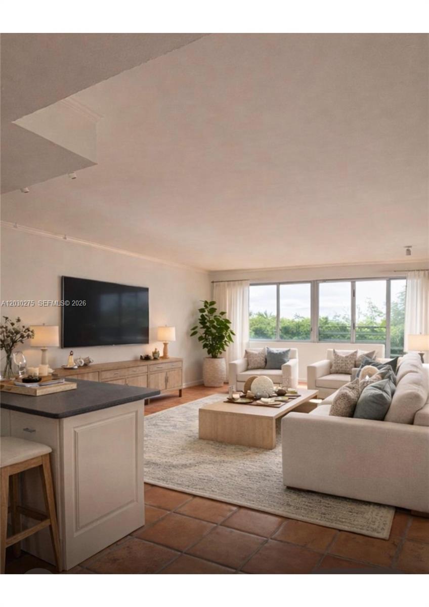 CRANDON TOWER CONDO - Residential Lease
