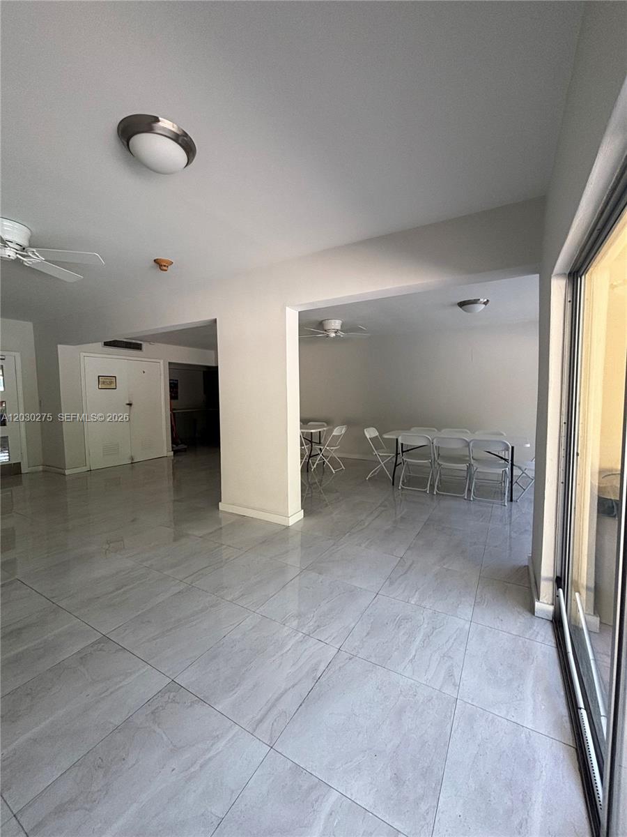 CRANDON TOWER CONDO - Residential Lease