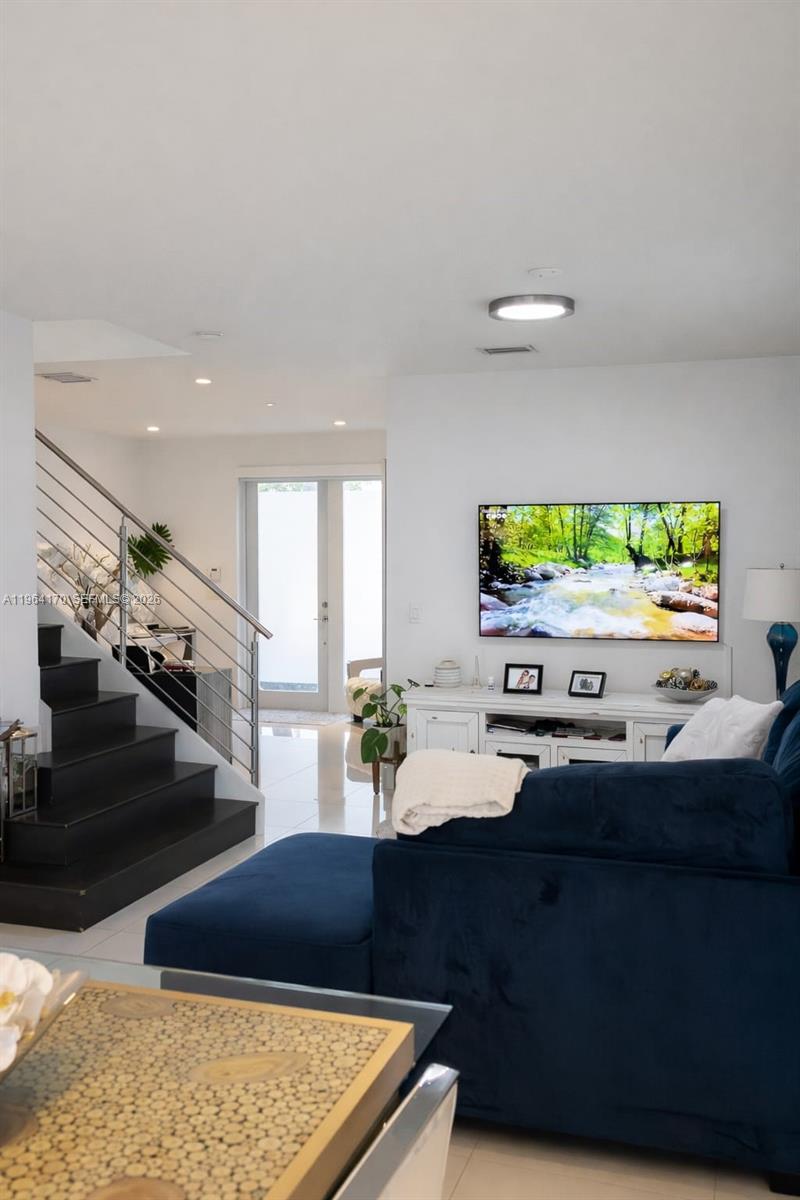 LANDMARK AT DORAL - Residential