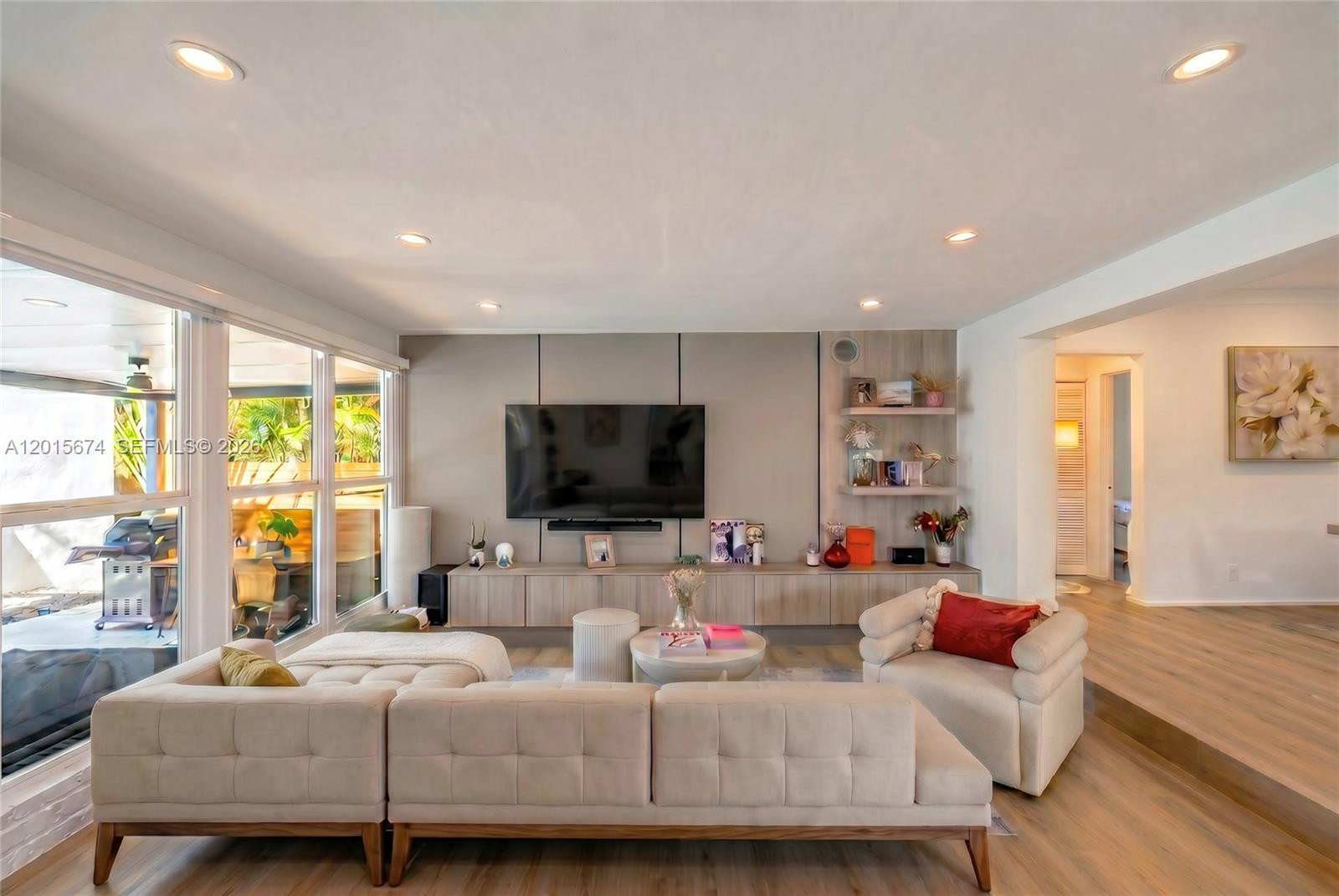 SHORECREST - Residential