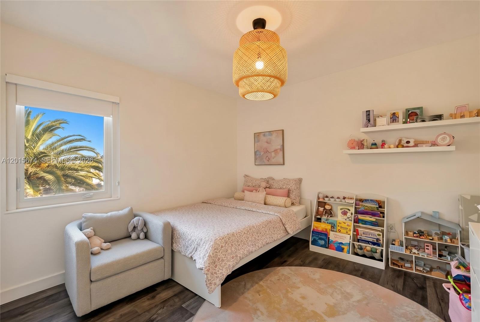 SHORECREST - Residential