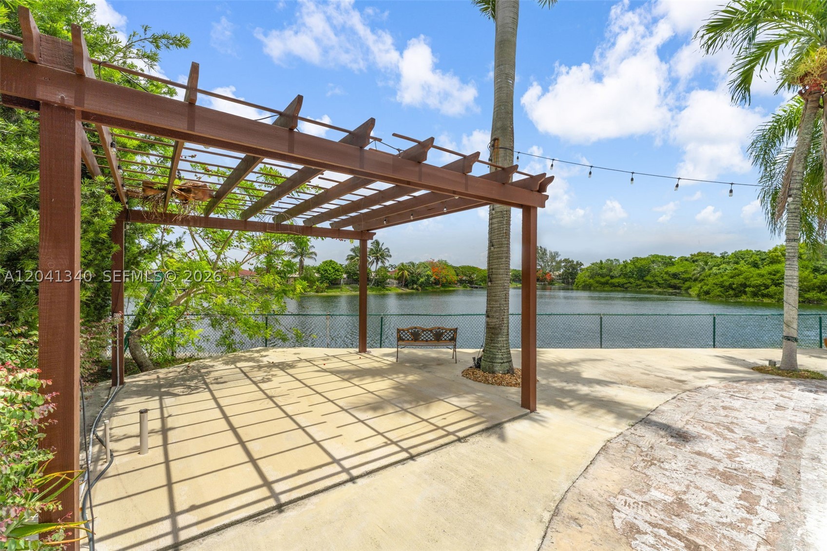 POINCIANA AT SUNSET LAKES - Residential