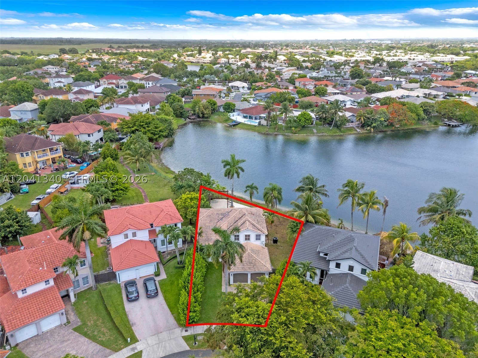 POINCIANA AT SUNSET LAKES - Residential