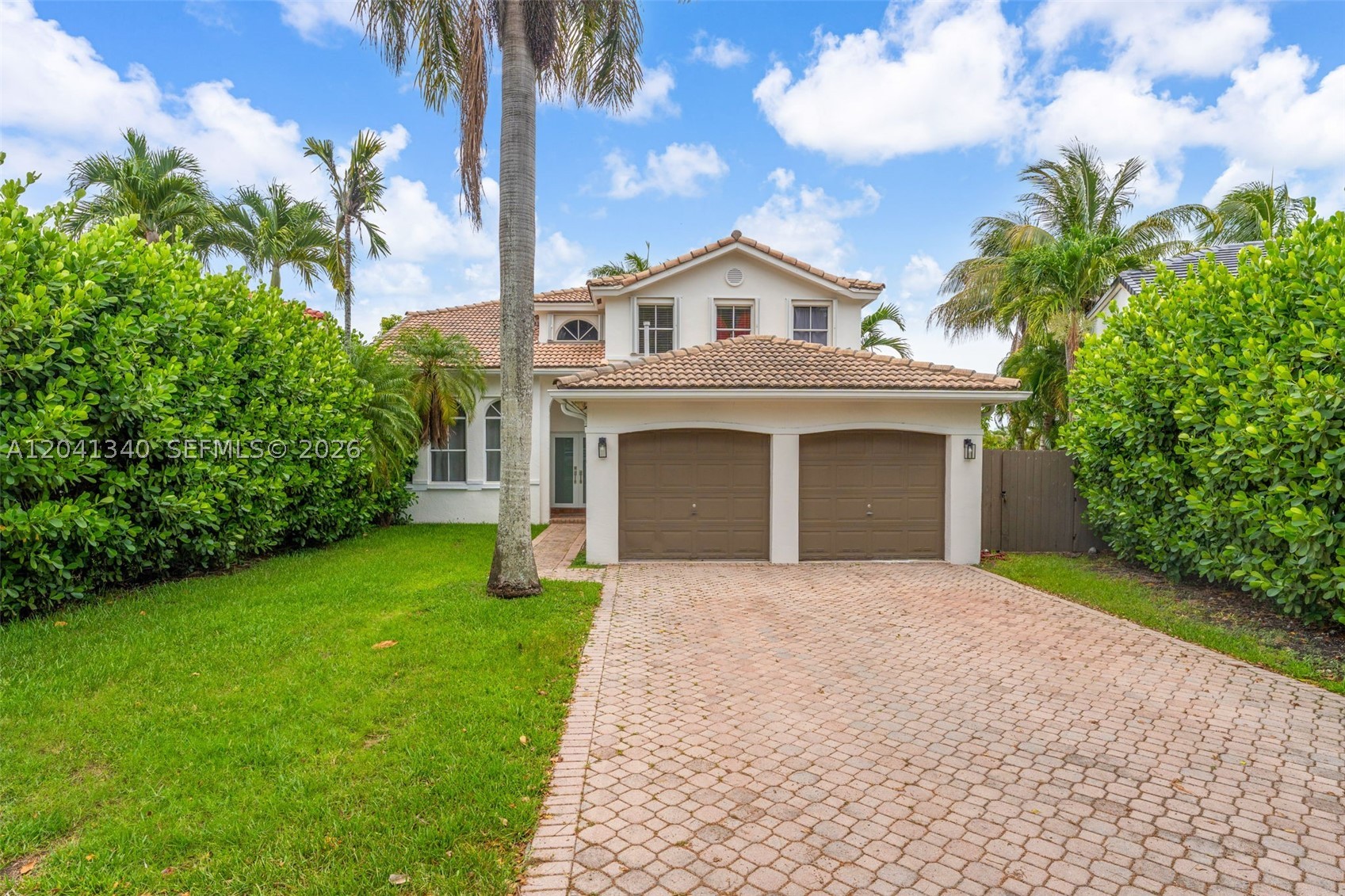 POINCIANA AT SUNSET LAKES - Residential
