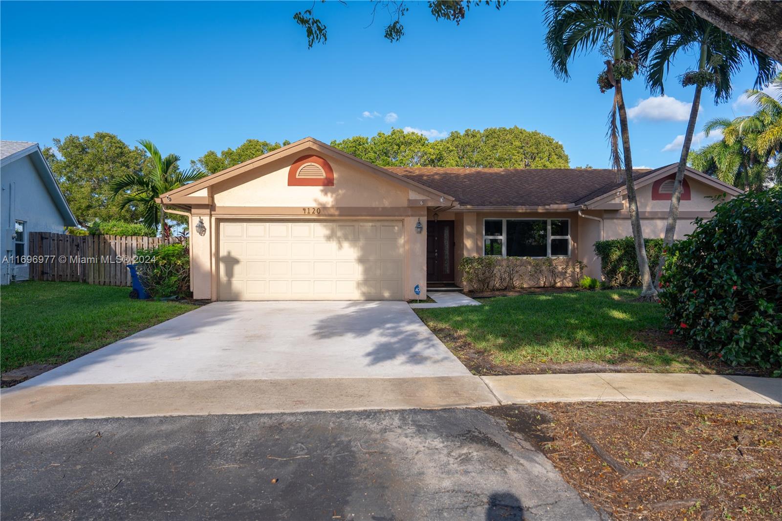 This beautifully maintained 3-bedroom, 2-bath home features updated flooring and a modern kitchen, offering a perfect blend of comfort and style. Impeccably cared for and move-in ready, this home is a true gem. The expansive backyard is a private oasis, complete with a built-in bar, screened-in porch, and a gorgeous pool with a spa—ideal for relaxing or entertaining. Don't miss out on this incredible opportunity; this home won't last long!