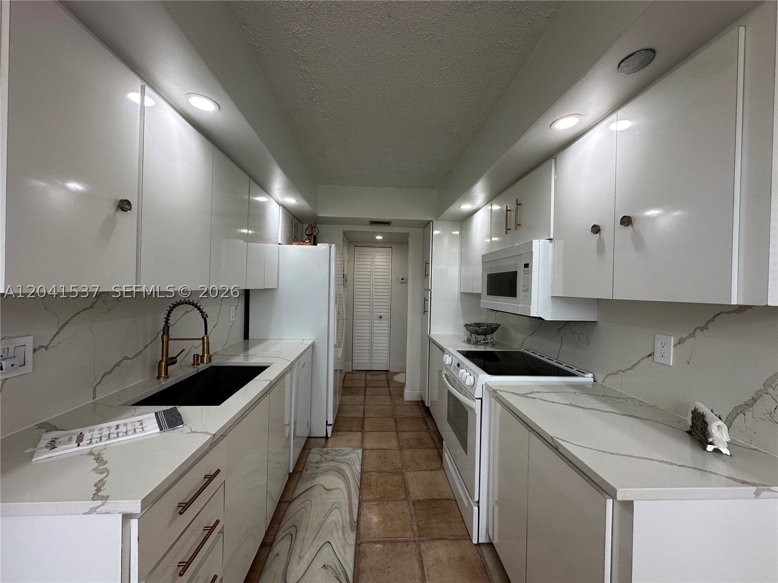 PARK PLACE CONDOMINIUM NO - Residential