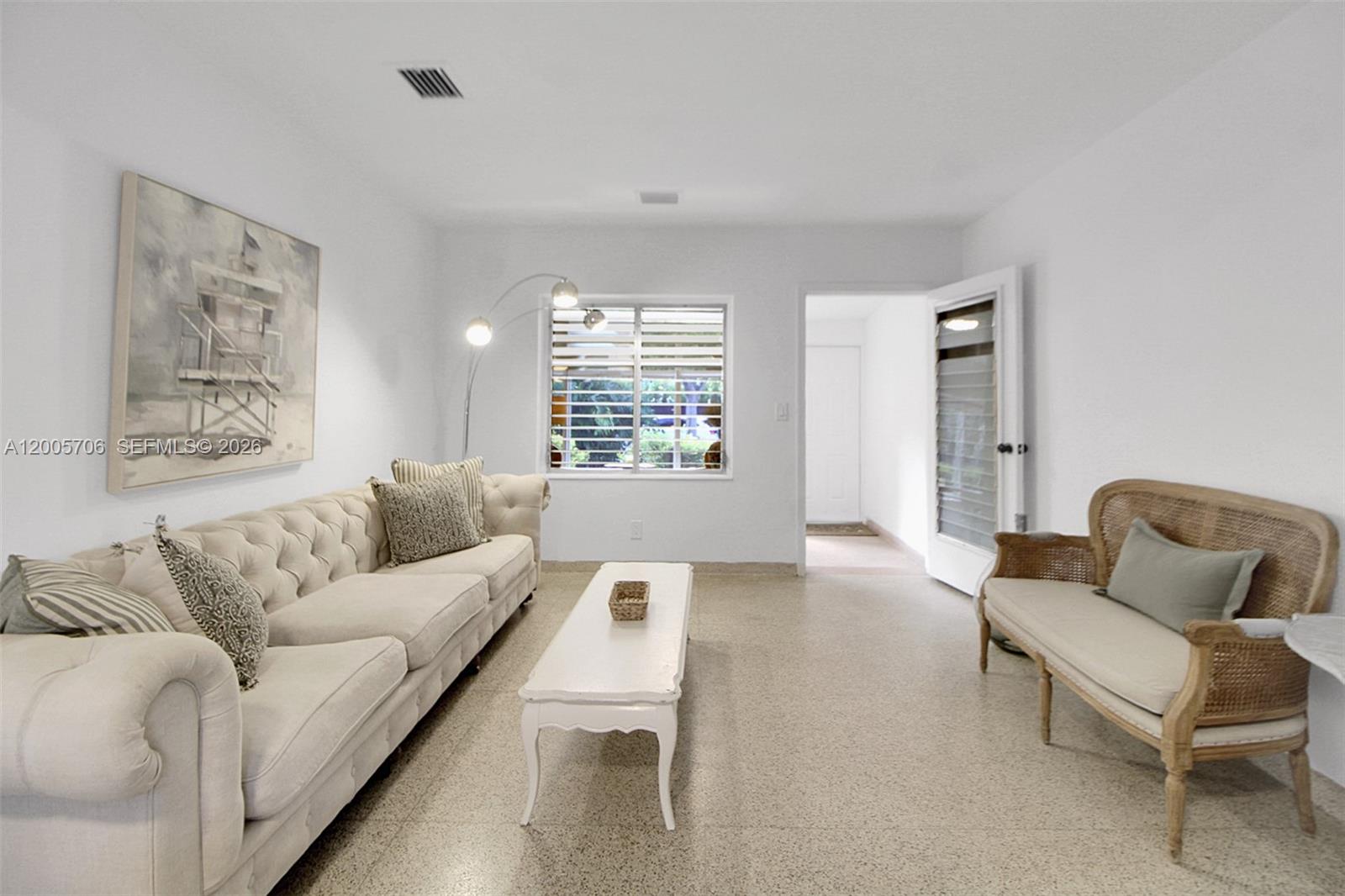 BRENTWOOD REV PL - Residential