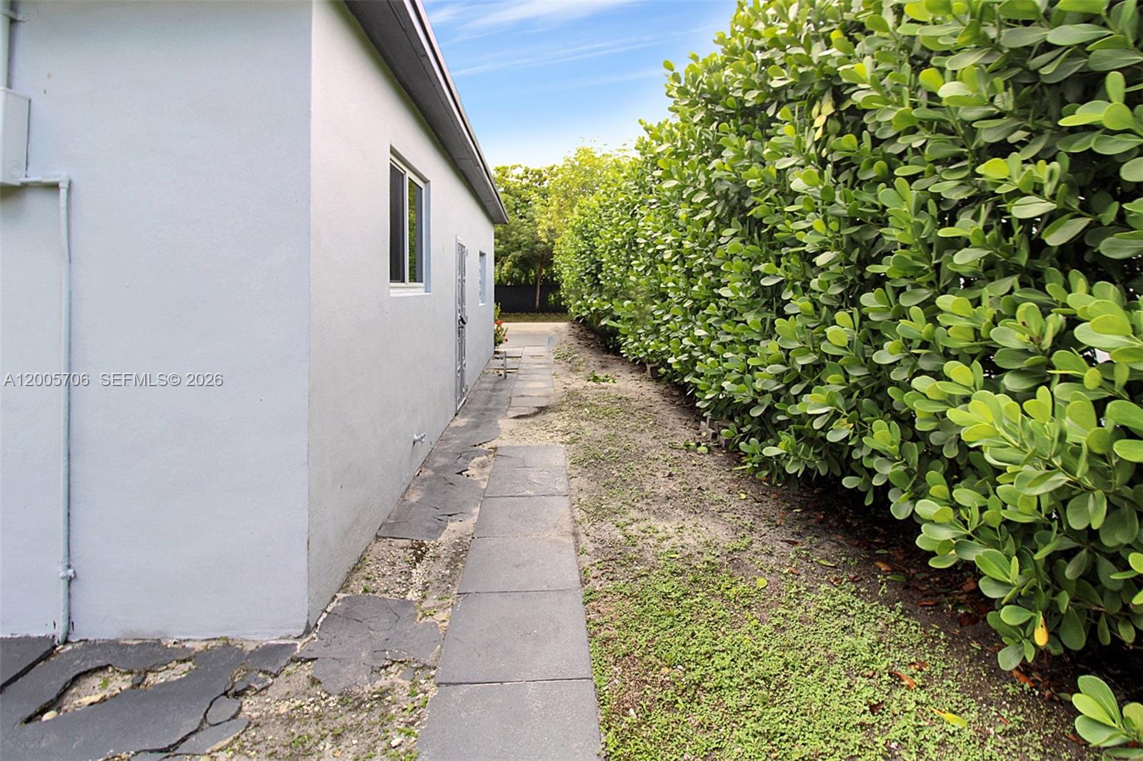 BRENTWOOD REV PL - Residential