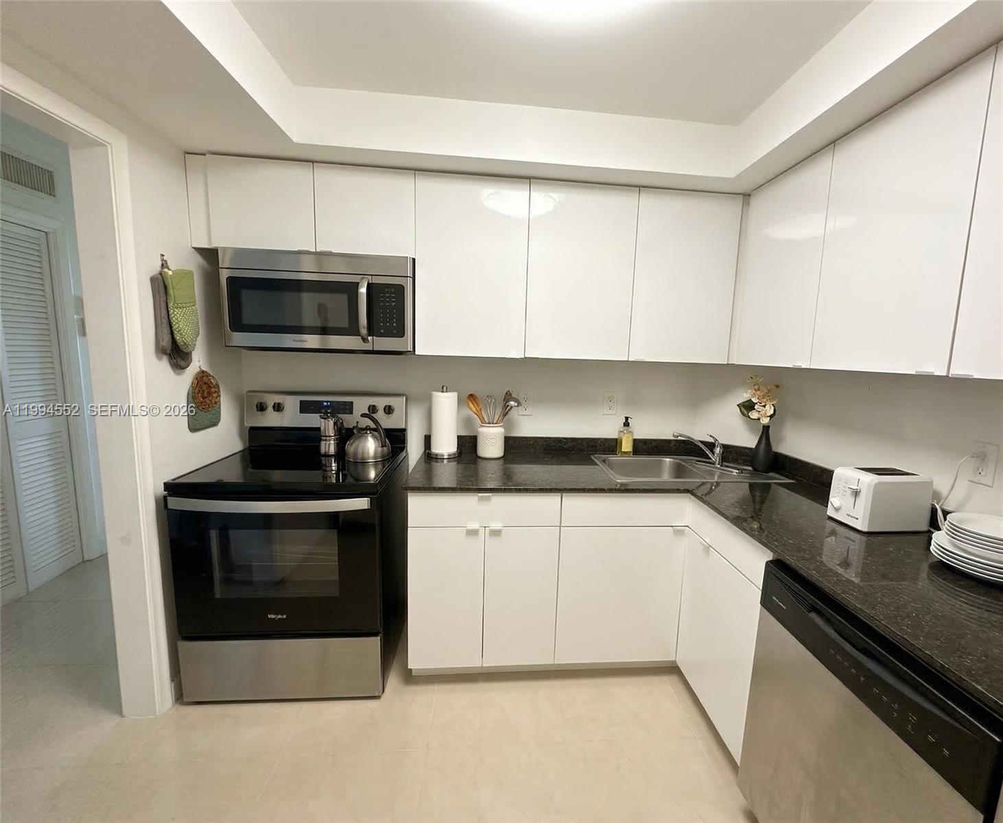 MIDDLE RIVER TOWER CONDO - Residential