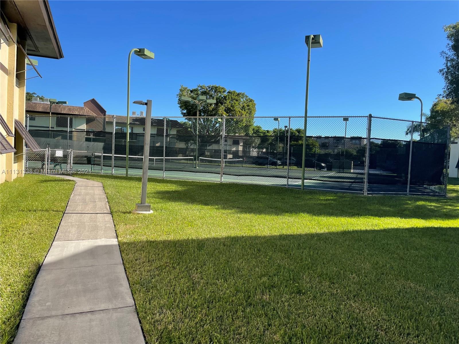 KINGS CREEK WEST CONDO BL - Residential Lease