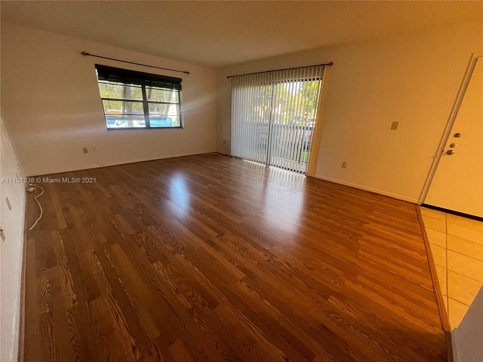 KINGS CREEK WEST CONDO BL - Residential Lease