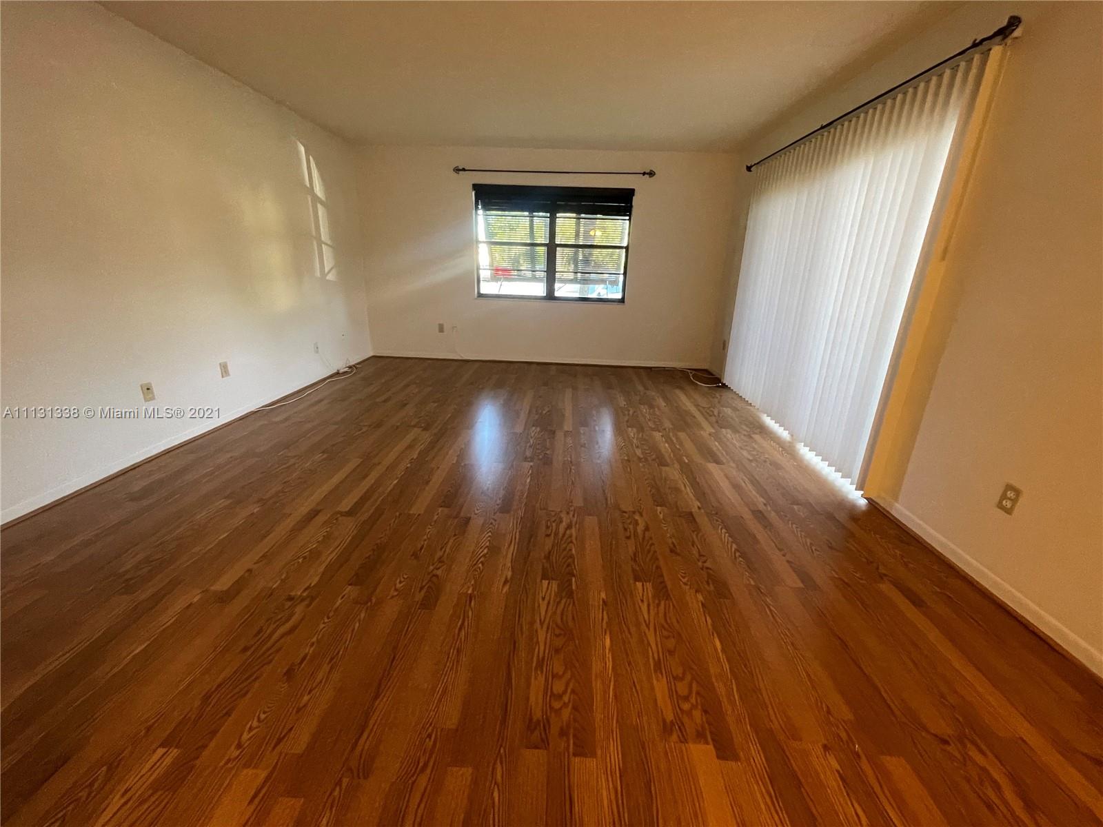 KINGS CREEK WEST CONDO BL - Residential Lease