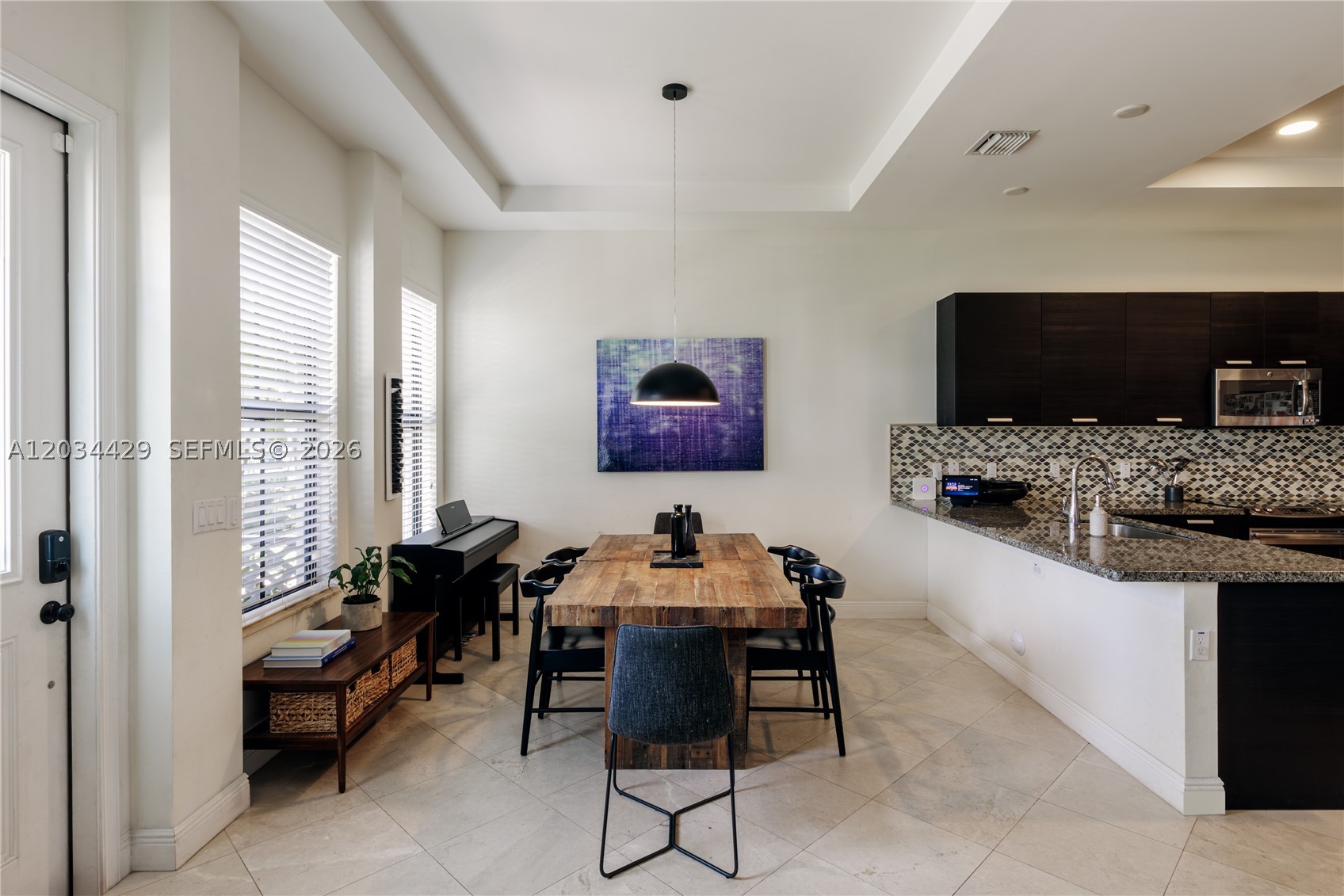 DOWNTOWN DORAL DUTCHER - Residential Lease