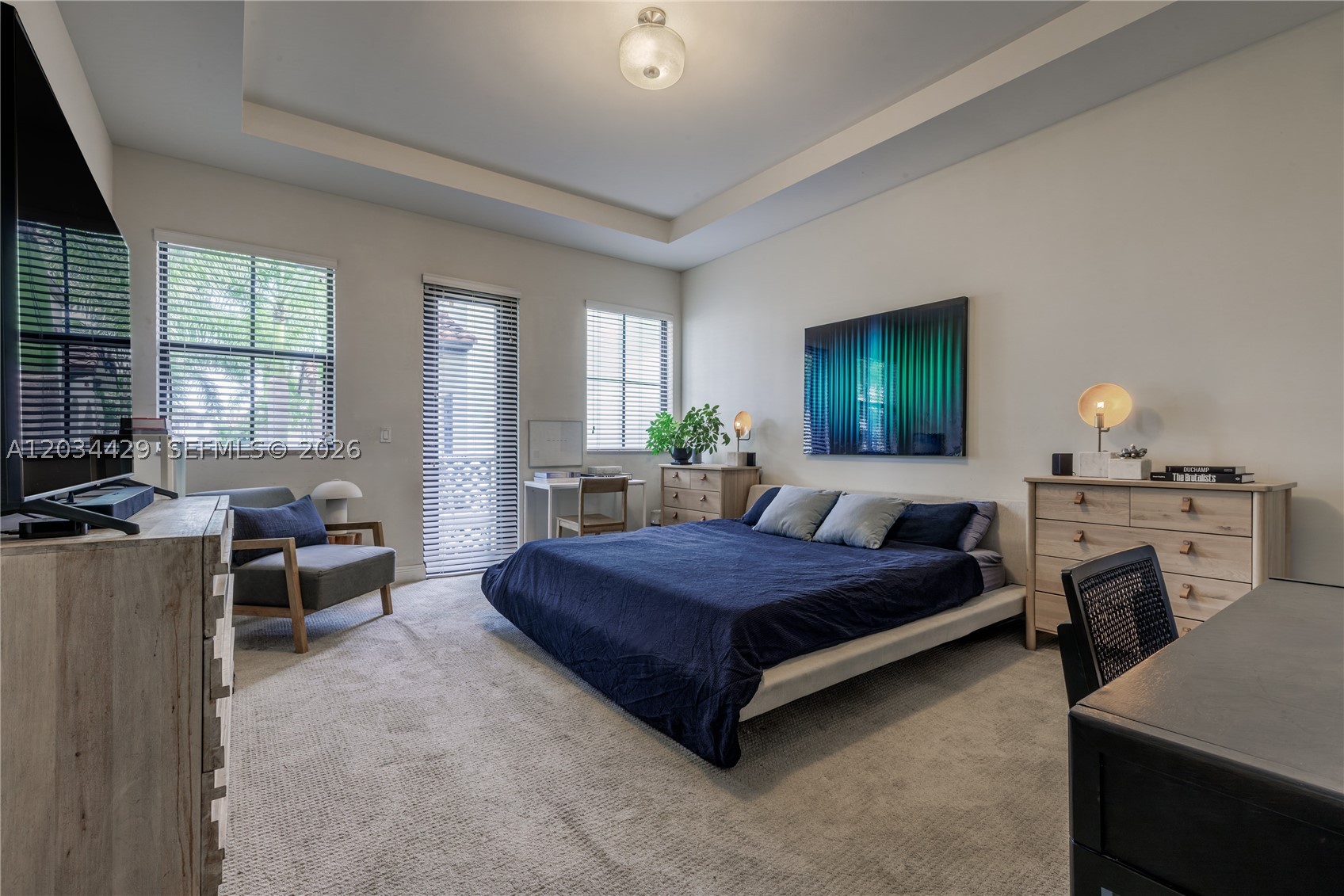 DOWNTOWN DORAL DUTCHER - Residential Lease