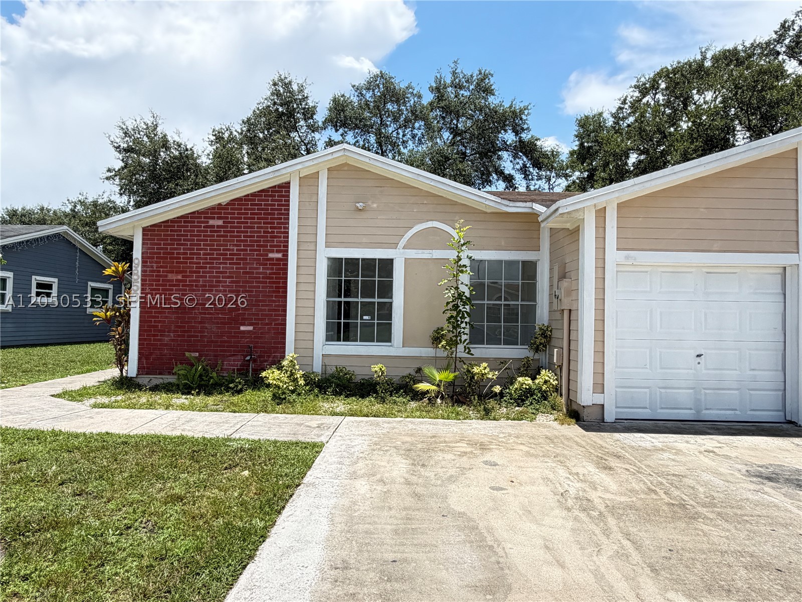 MEADOWS OF MIRAMAR - Residential