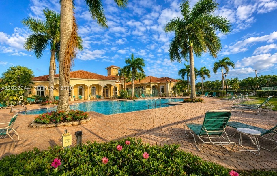 GREEN CAY VILLAGE - Residential
