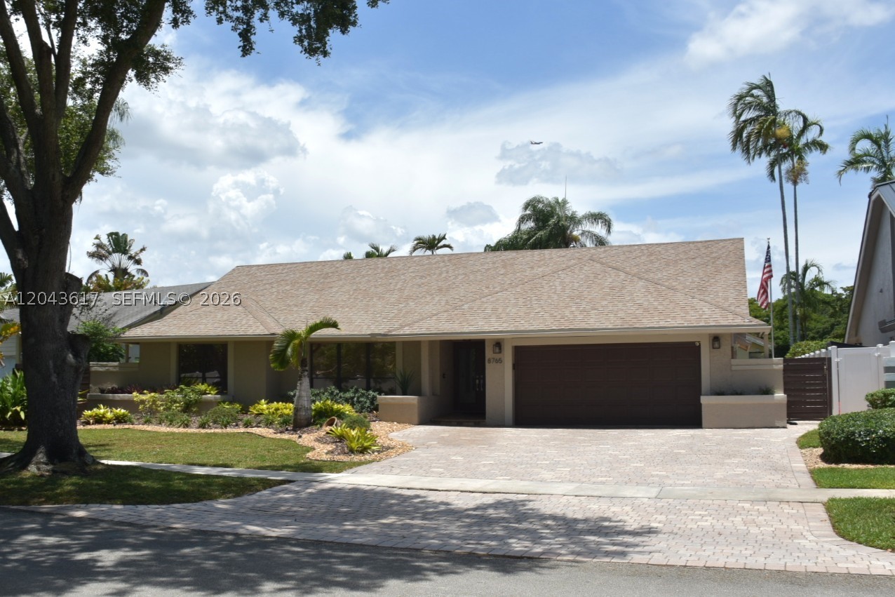 COUNTRY ADDRESS - Residential