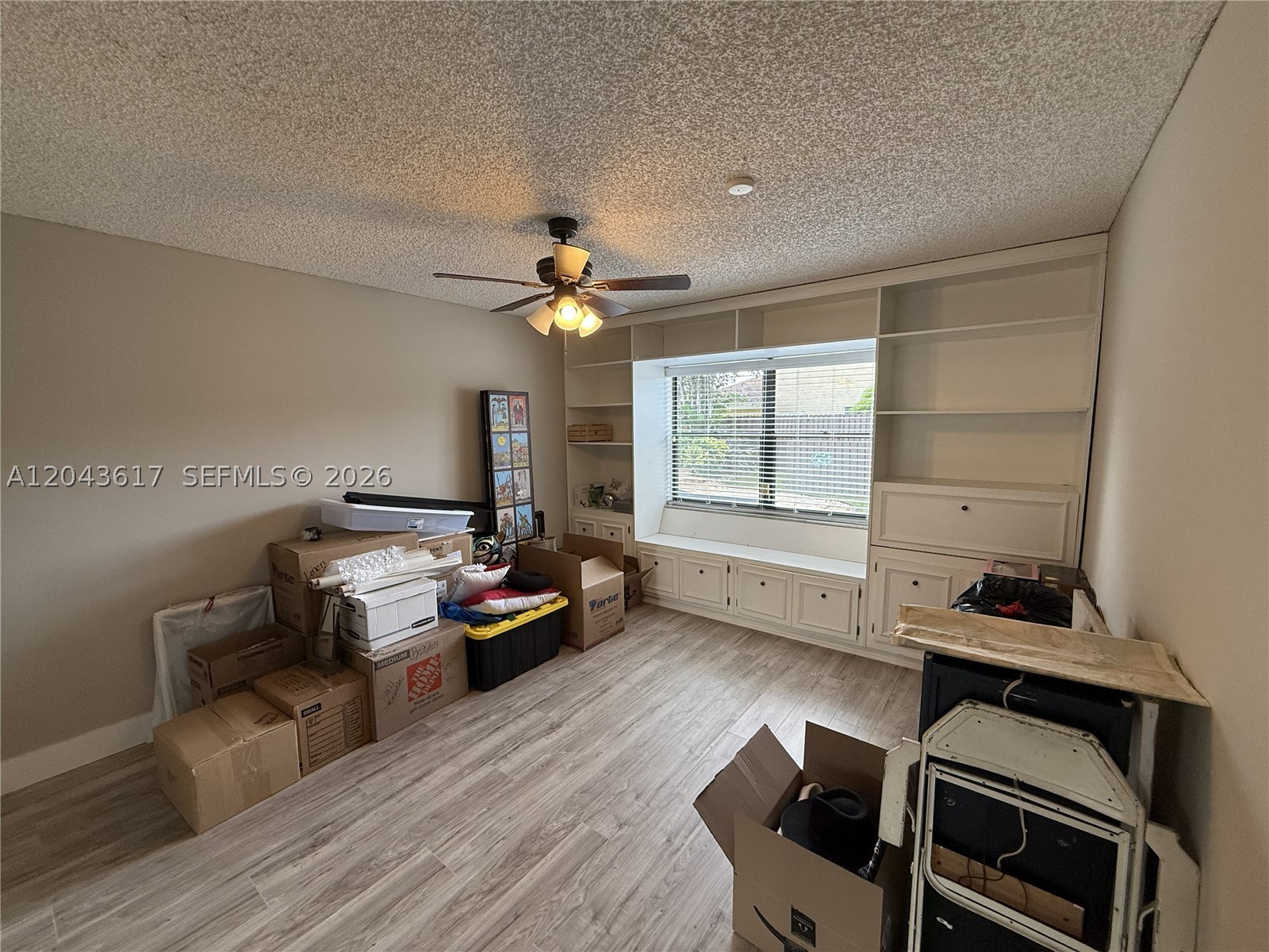 COUNTRY ADDRESS - Residential