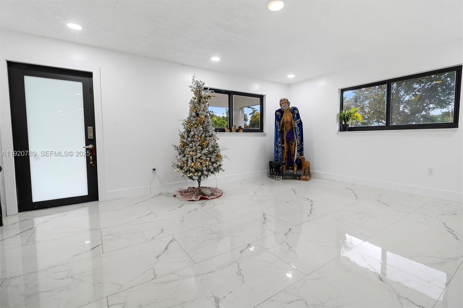 SUNNY ISLES INLAND - Residential