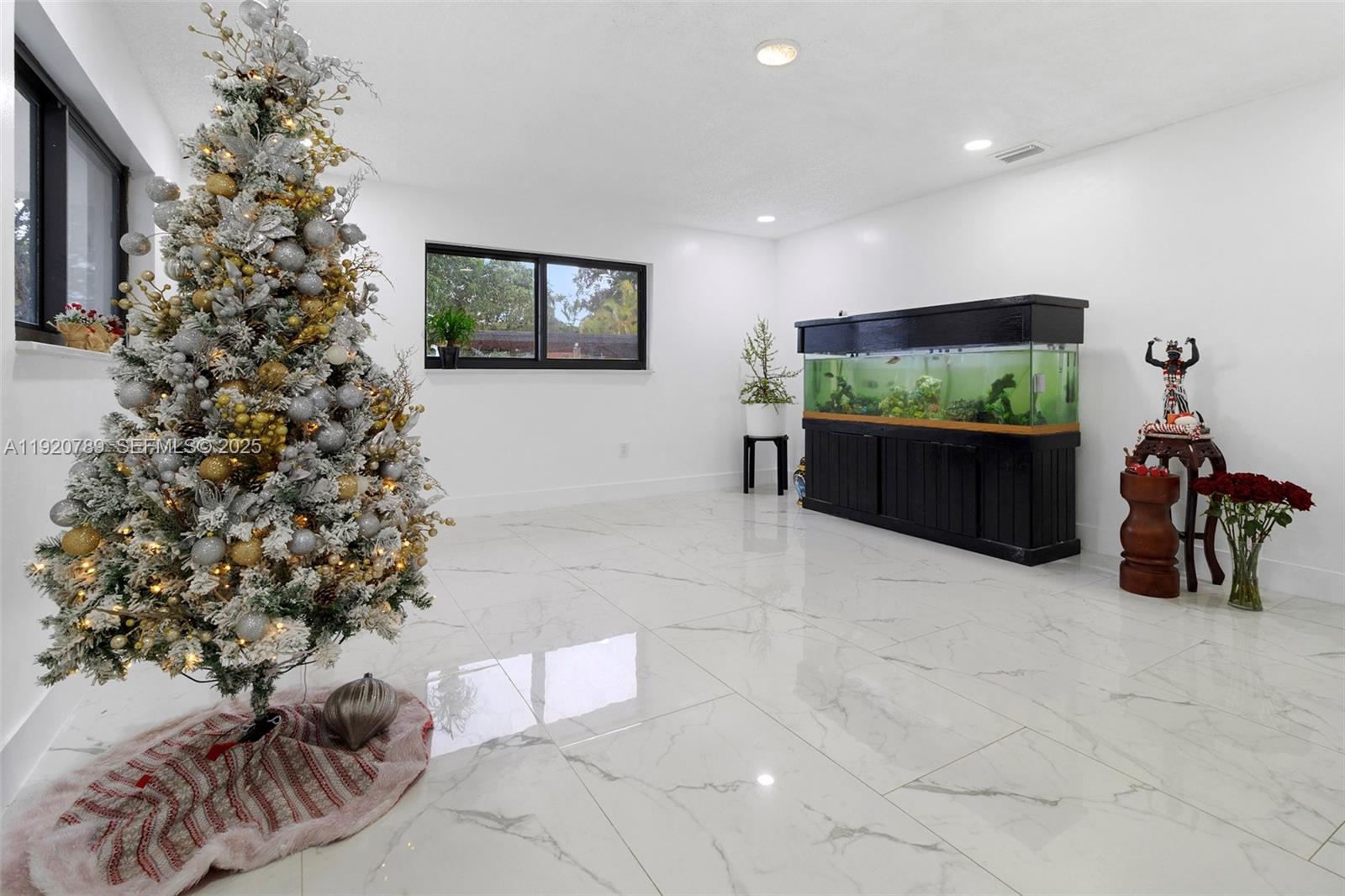 SUNNY ISLES INLAND - Residential