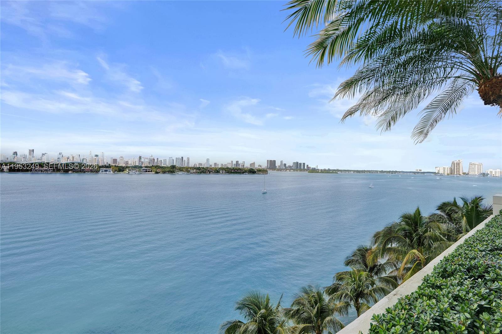 THE FLORIDIAN CONDO - Residential