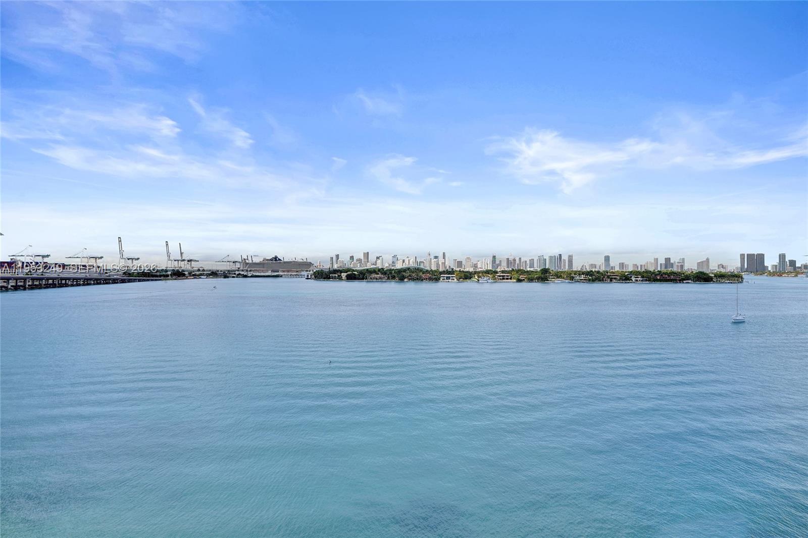THE FLORIDIAN CONDO - Residential