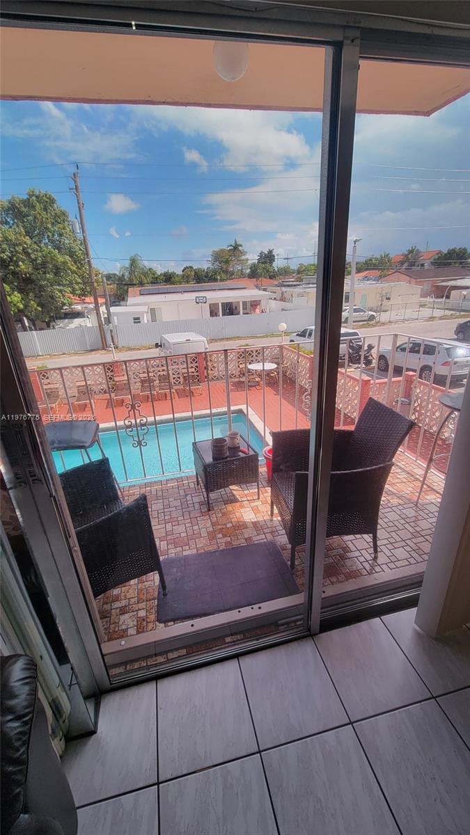 MADRID TERRACE CONDO - Residential