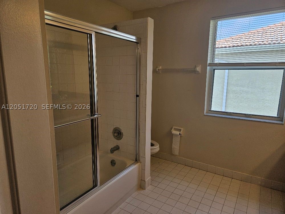 LAKE CHARLESTON TRS T AND - Residential Lease