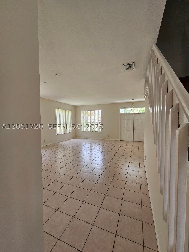 LAKE CHARLESTON TRS T AND - Residential Lease