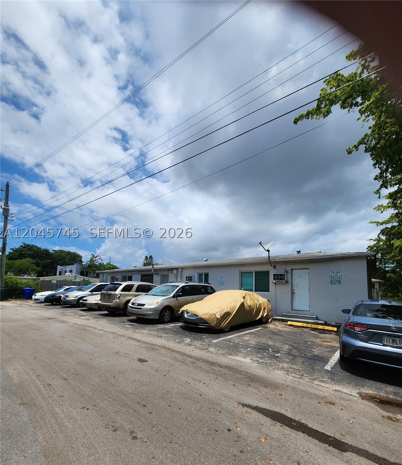 HOLLYWOOD SOUTH SIDE ADD - Residential Income
