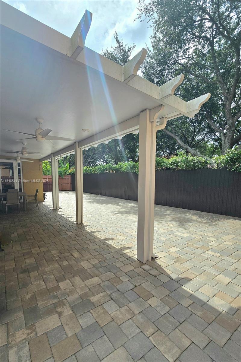 BELLAGIO AT VIZCAYA - Residential Lease